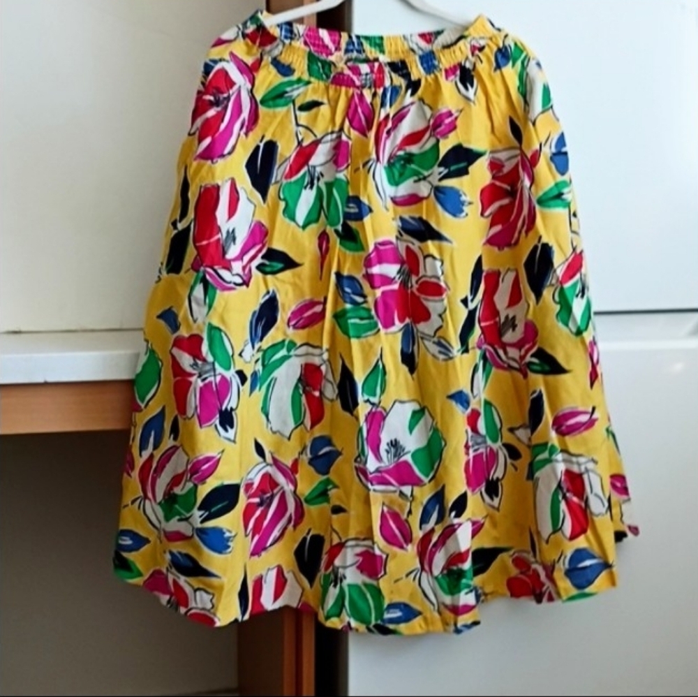 Albee Vtg Floral Skirt sz S-M
